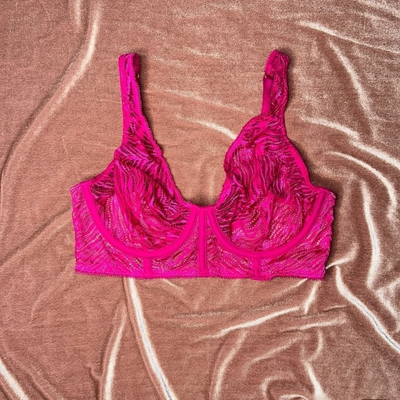 Victoria's Secret Other - VERY cute, hot pink, Victoria’s Secret bra
